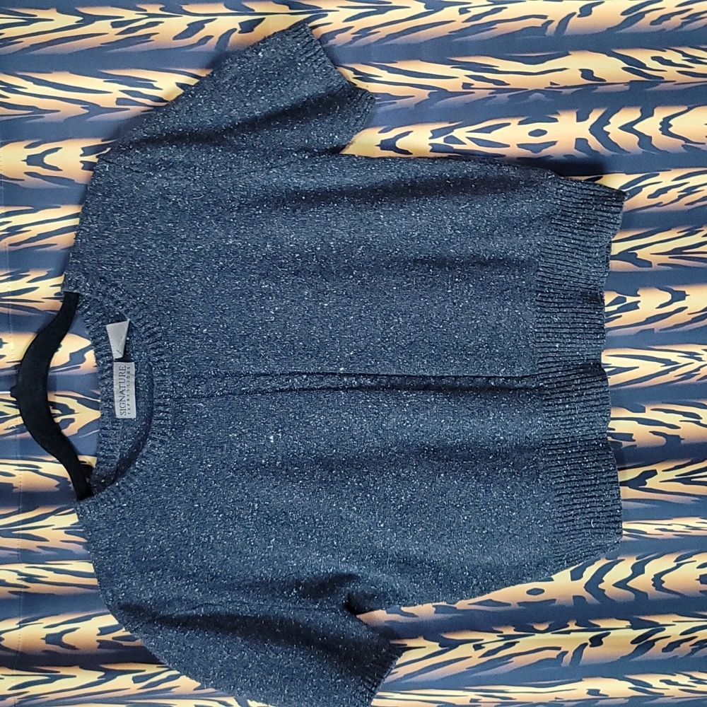 Vintage signature expressions sweater top